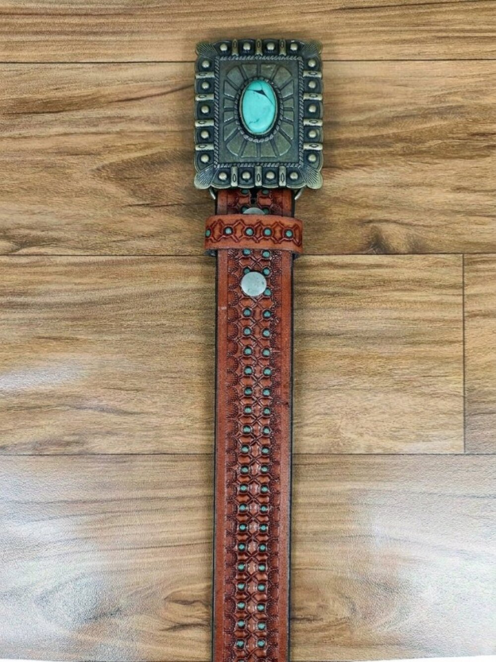 Western Honeycomb Tooled belt, Leather Embossed Belt with Turquoise Dots, Unisex - Picture 5 of 12